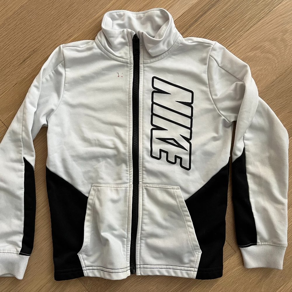 Kids Nike Tracksuit Zip-Up Jacket, size 7